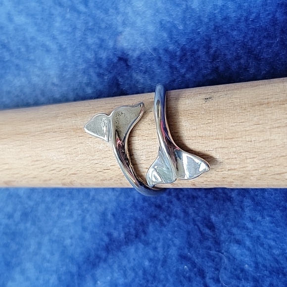 Jewelry - Sterling Silver Dolphin Tail Ring
